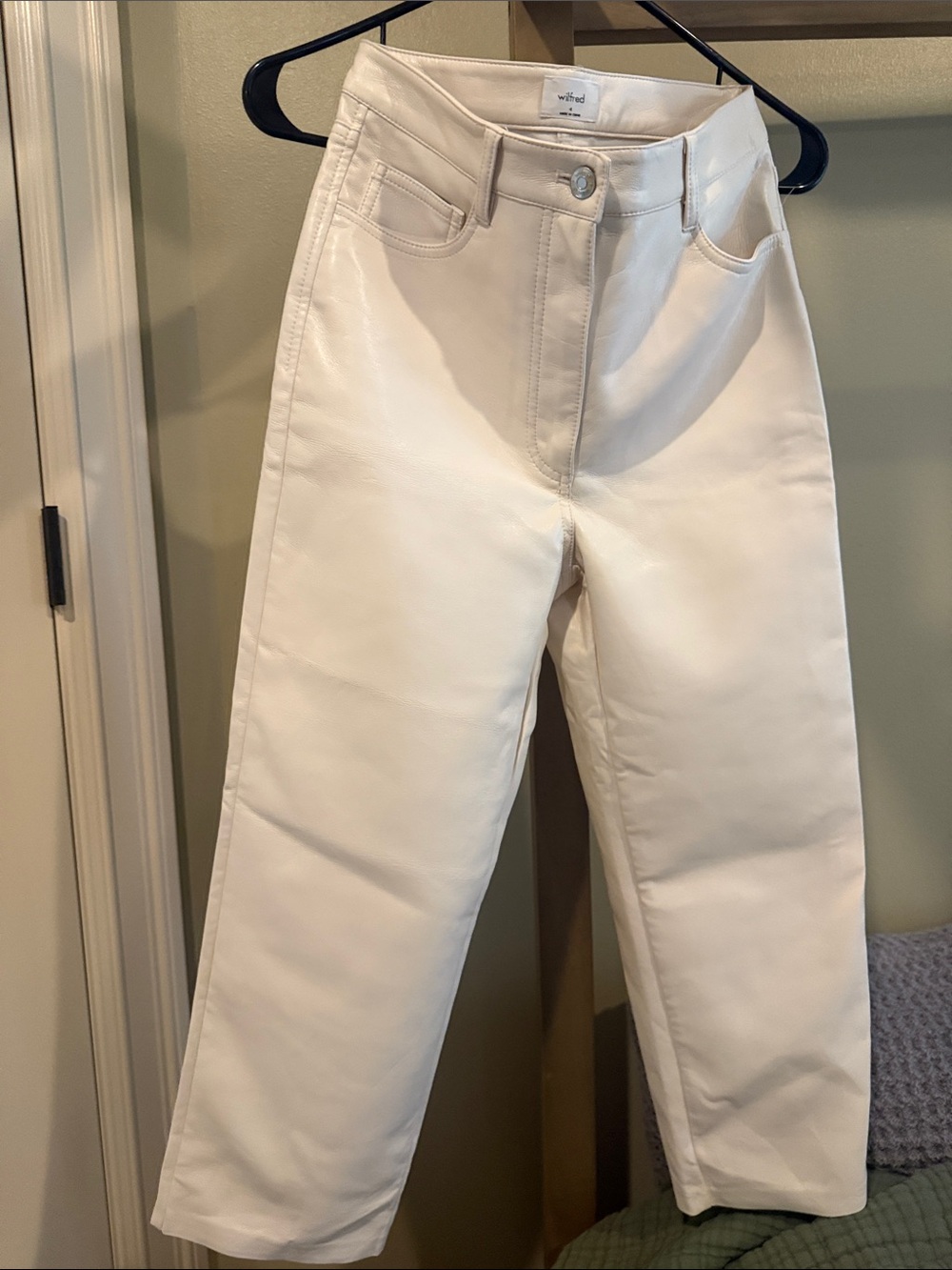 Wilfred White Straight-Leg High-Rise faux leather ankle pants